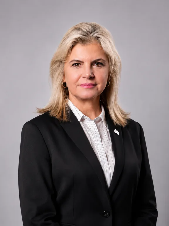Portrait de Emilia Farcutiu