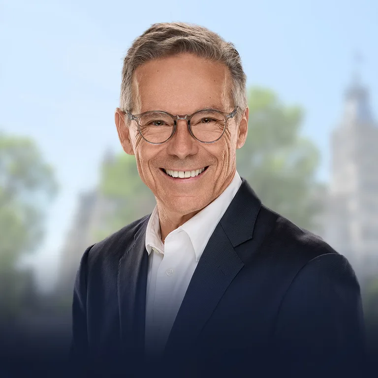Portrait de Adrien Pouliot
